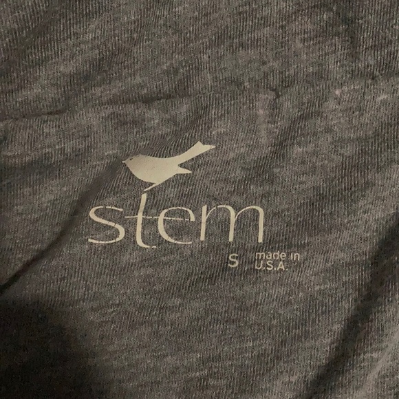 Small Long Skirt - Picture 2 of 2